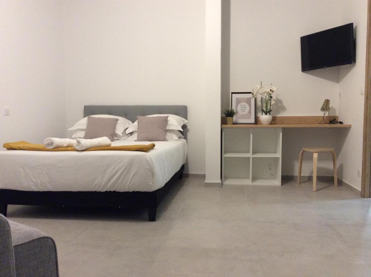 Studio A 2 Min Des Plages โอเลตตา ภายนอก รูปภาพ