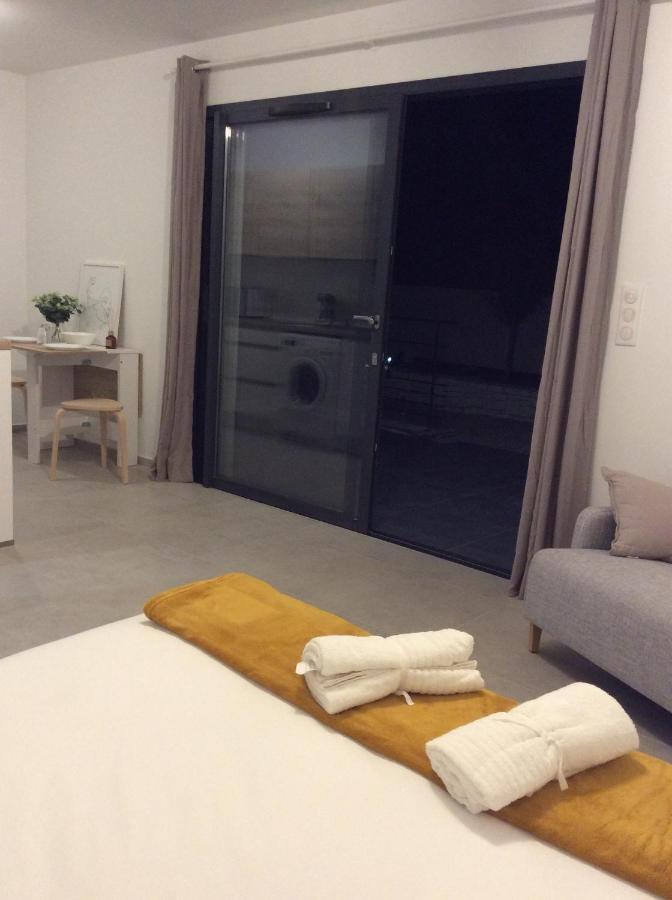 Studio A 2 Min Des Plages โอเลตตา ภายนอก รูปภาพ